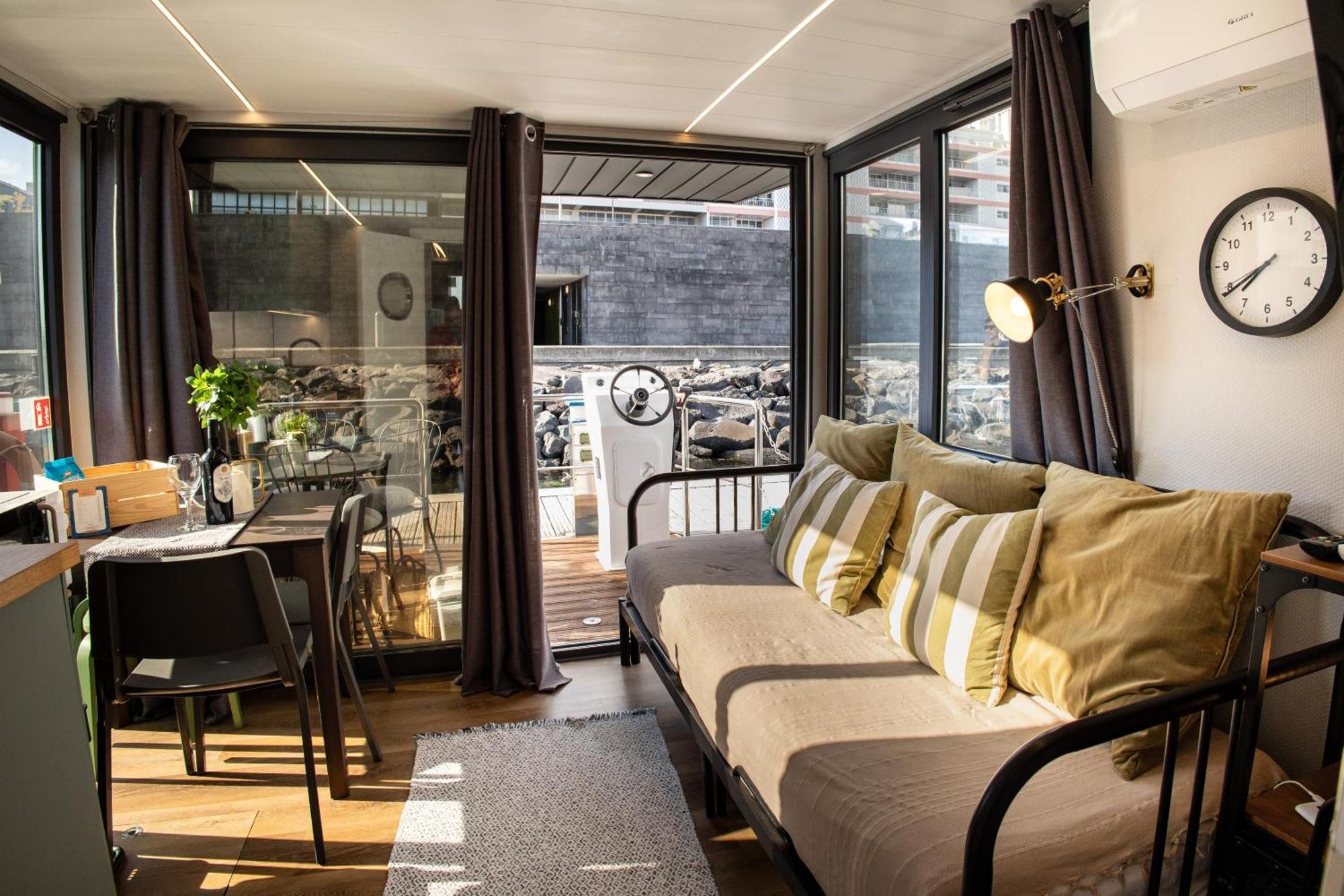 The Homeboat Company Sant'Elmo-Cagliari Exterior foto